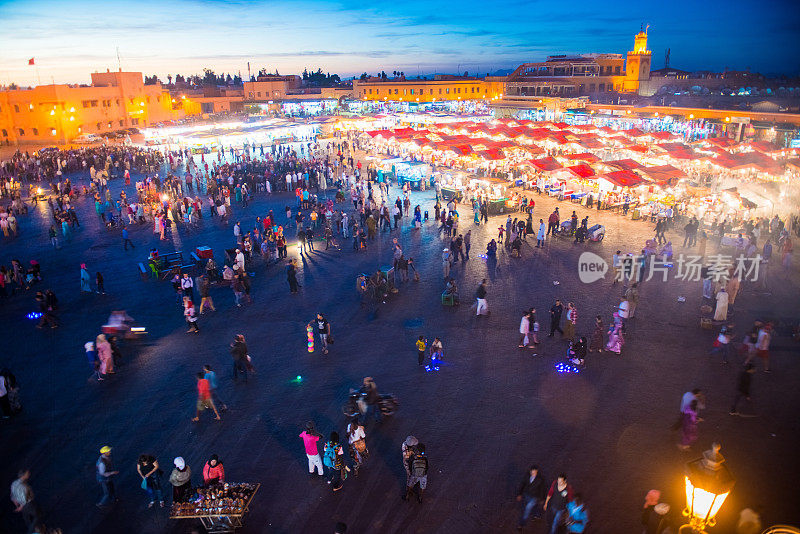 摩洛哥马拉喀什Koutoubia清真寺Djemaa El Fna广场夜景